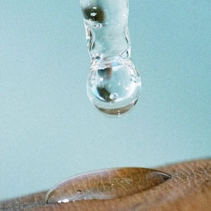 Natural alternatives to silicones